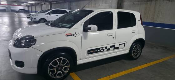 FIAT UNO 1.4 EVO SPORTING 8V FLEX 4P MANUAL